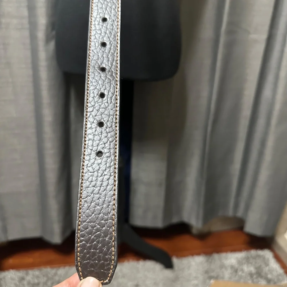 Black & Brown Reversible Belt Genuine Leather. Size LM (8-12) Kids.